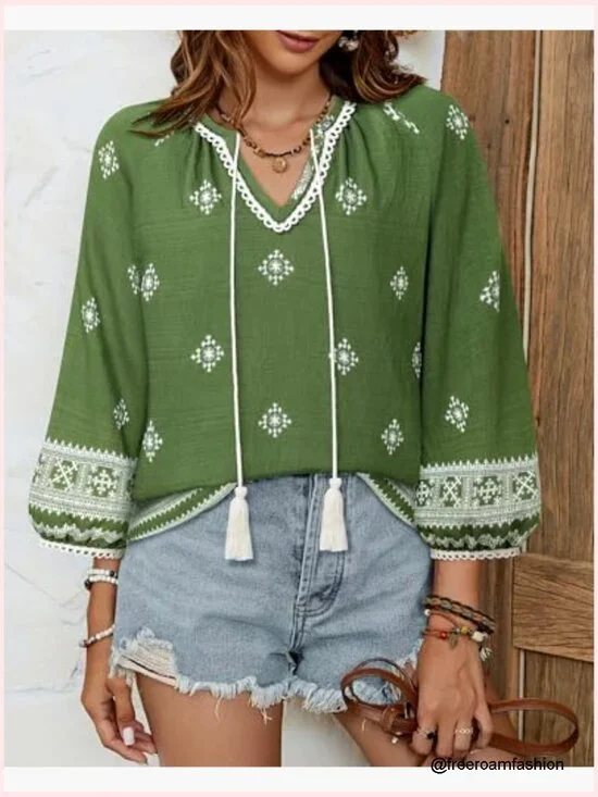 Women's Floral Print V-Neck 3/4 Sleeve Blouse Tie Front Flowy Tunic - Picture 3 of 7